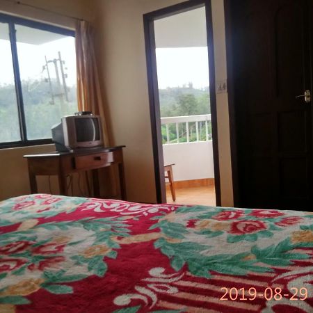 Hotel Poopada à Munnar Extérieur photo