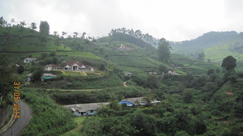 Hotel Poopada à Munnar Extérieur photo