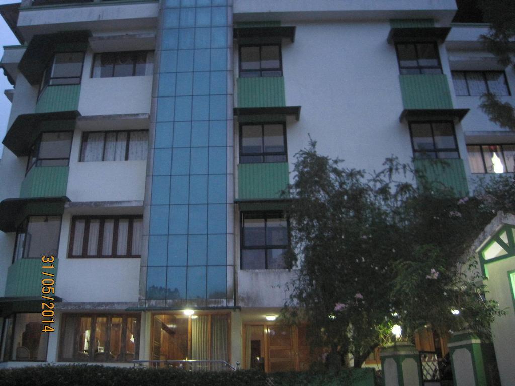 Hotel Poopada à Munnar Extérieur photo