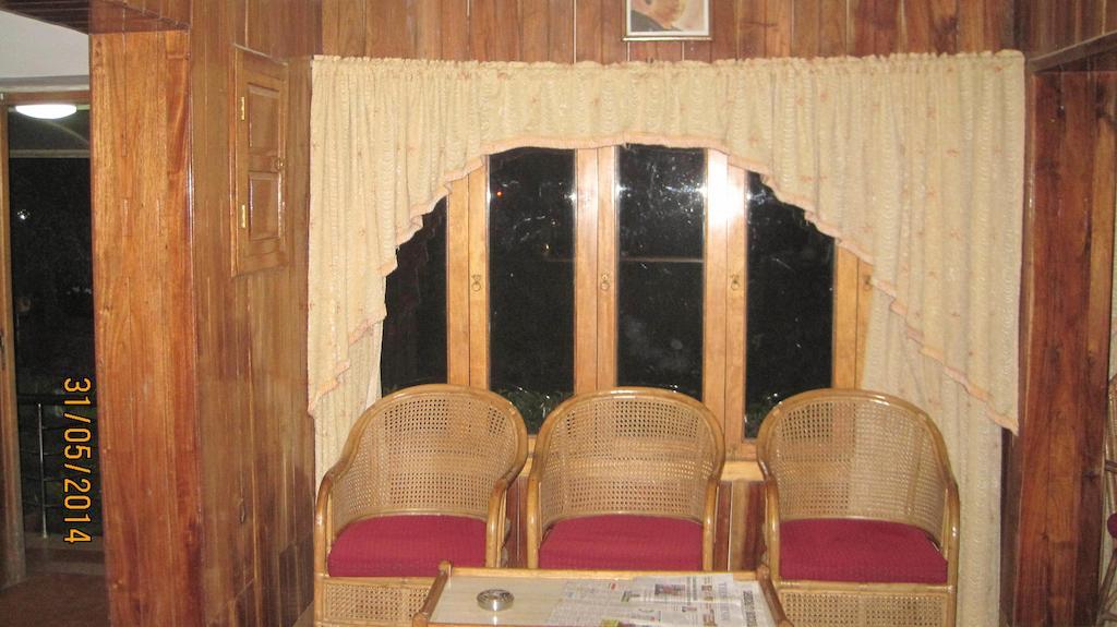 Hotel Poopada à Munnar Extérieur photo